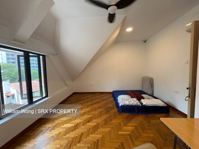 English Villas (D16), Semi-Detached #613350491